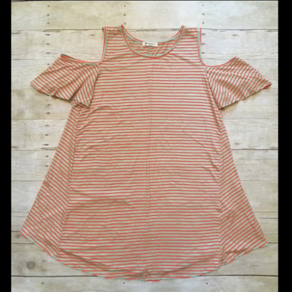 Plus Size Cold-Shoulder Top {NWT}